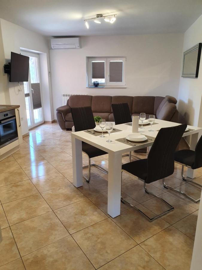 קופר Apartma Maja, Mateja מראה חיצוני תמונה